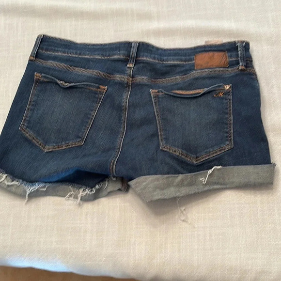 Mavi soft and stretchy Jean shorts size 31 - Picture 5 of 7